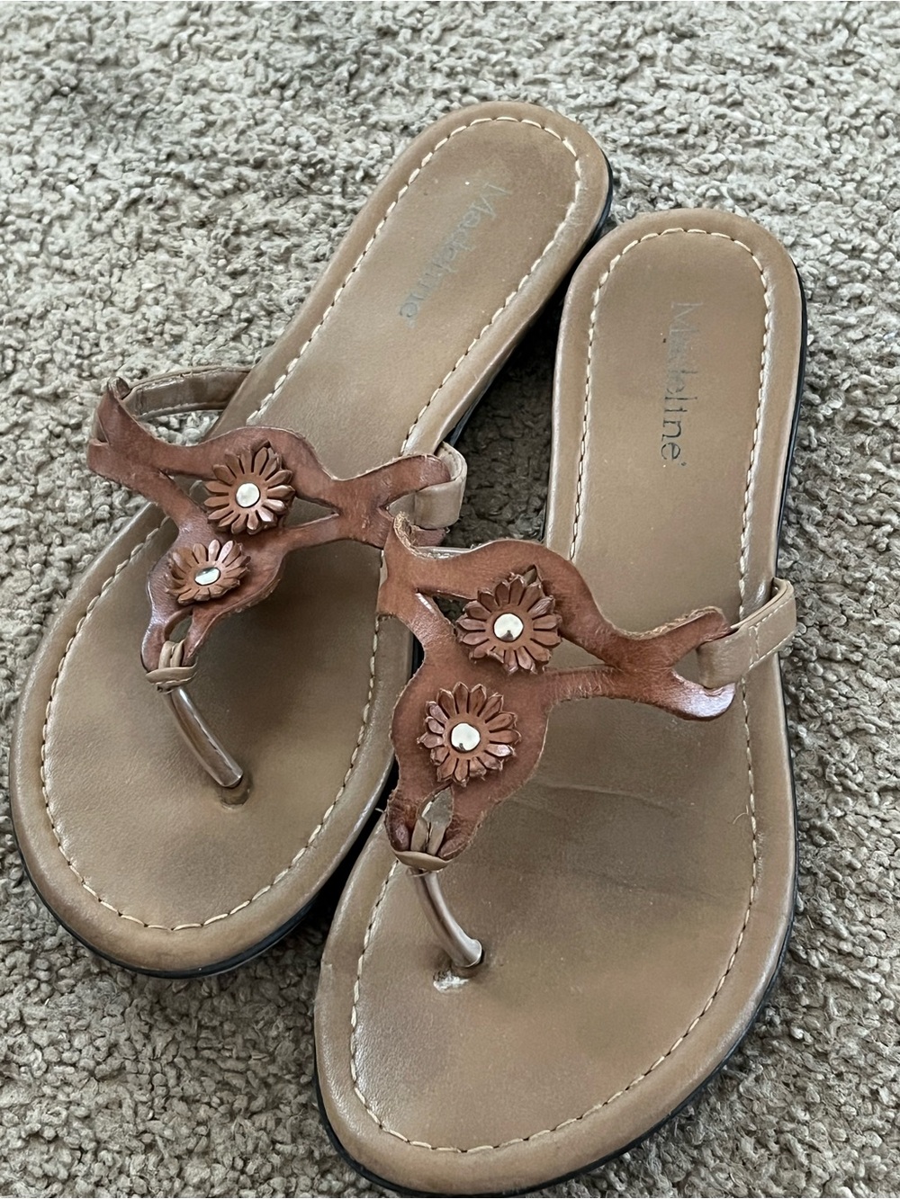 Madeline brown leather sandals - size 8